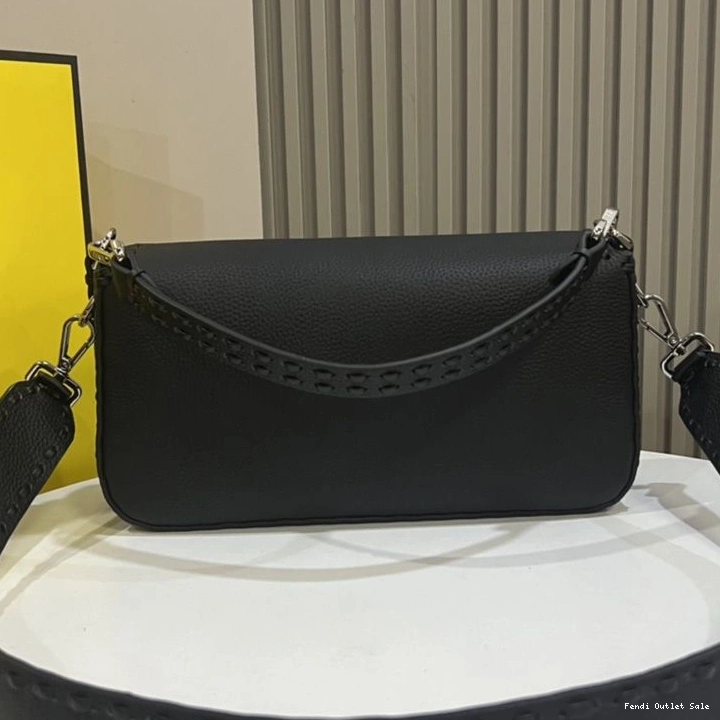 Cheap Baguette Bag Black Leather In Romano Medium Selleria Fendi Cuoio 0804